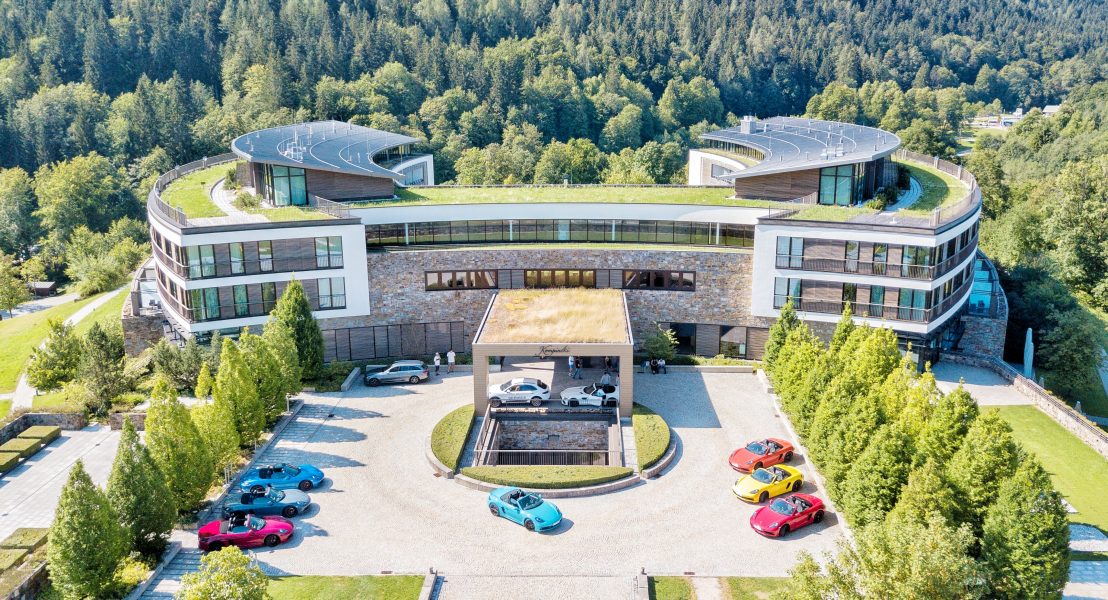 פורשה טרוולס